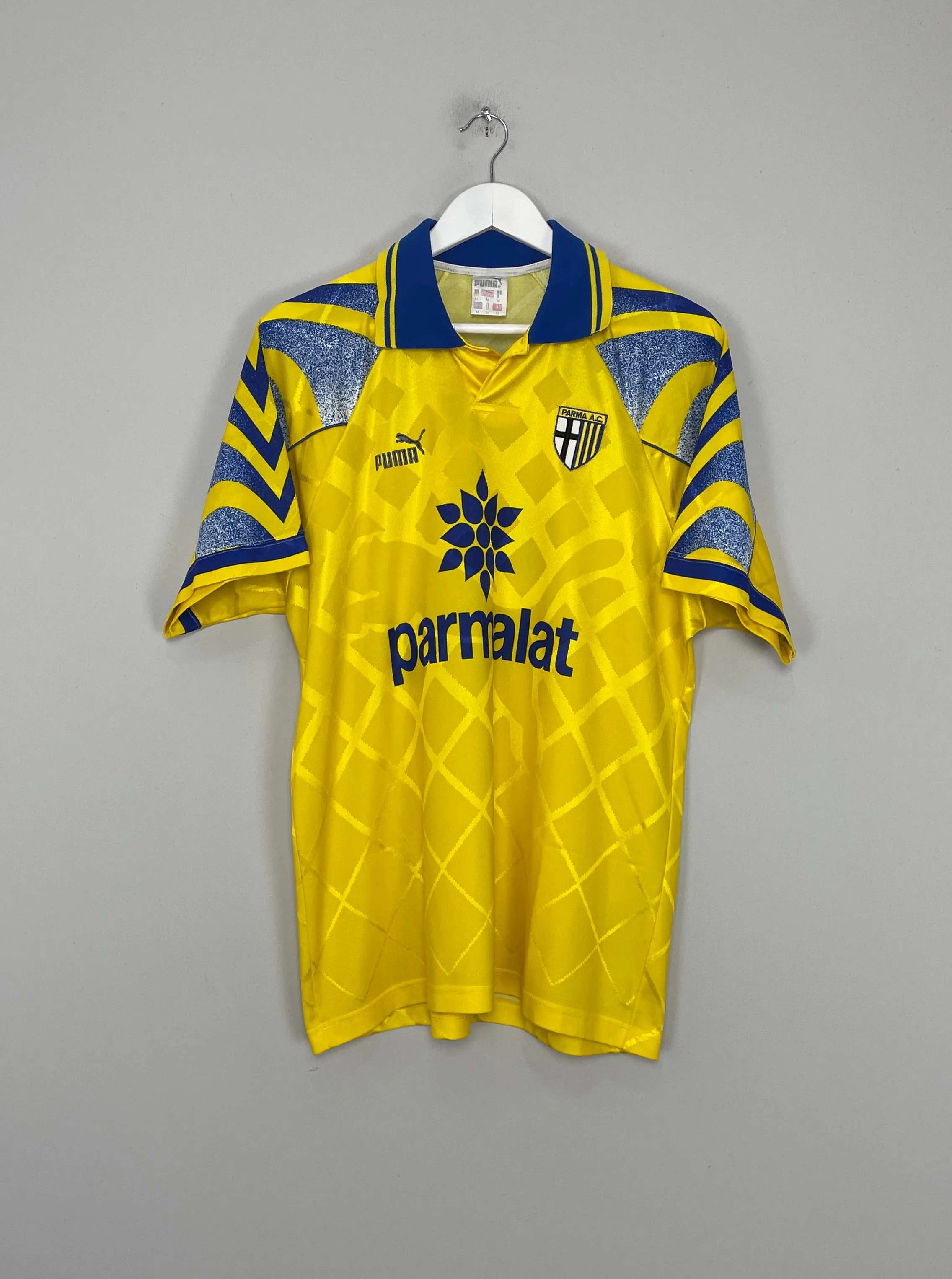 1995/97 PARMA ASPRILLA #18 HOME SHIRT (M) PUMA