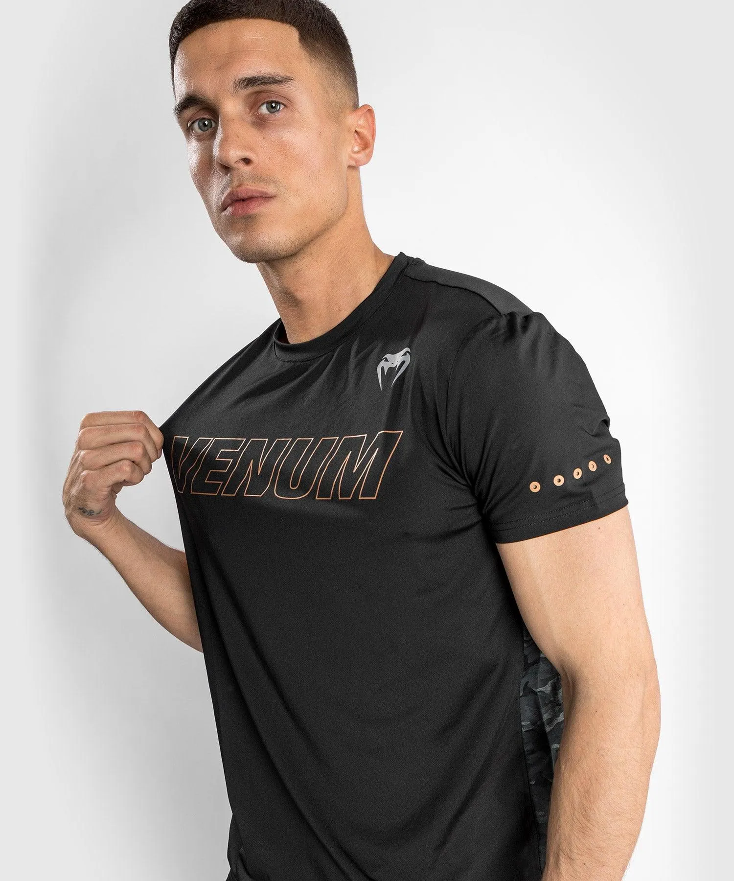 Camiseta Dry-Tech Venum Classic Evo - Negro/Bronce