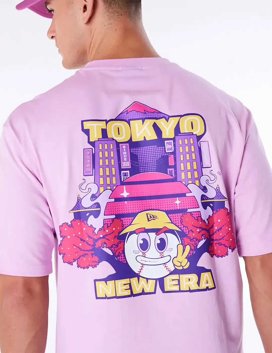 Camiseta New Era Location Graphic Rosa