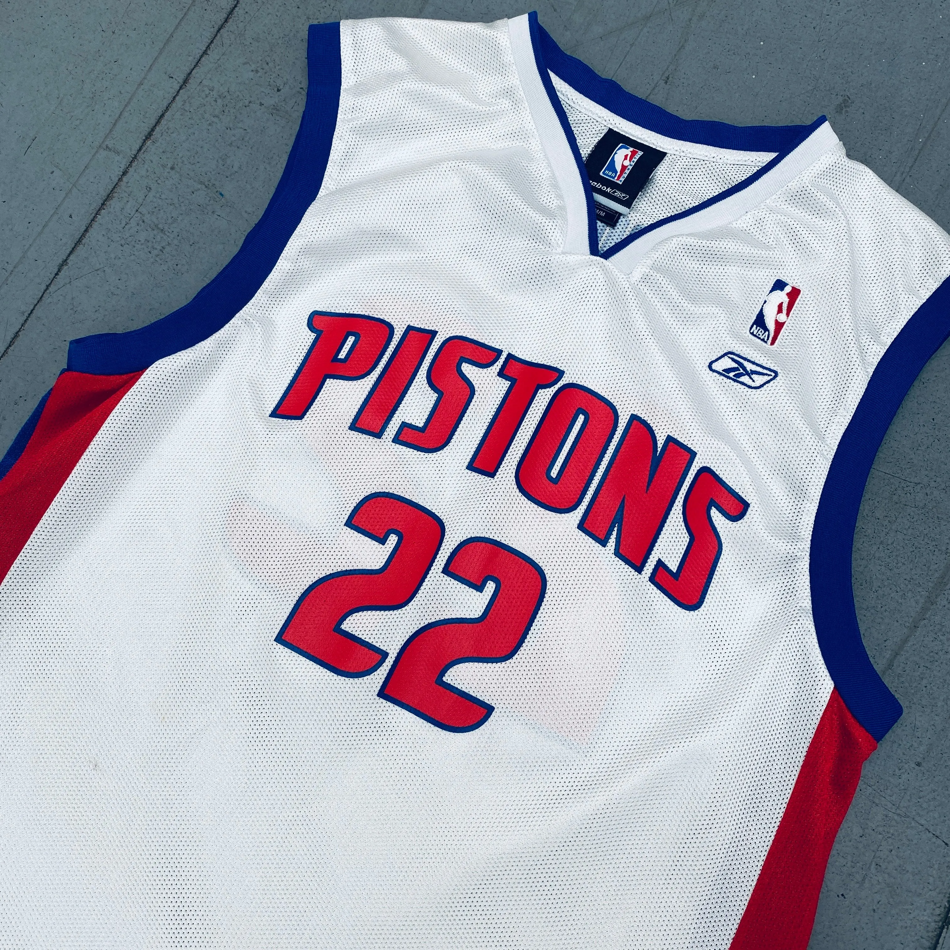 Detroit Pistons: Tayshaun Prince 2003/04 White Reebok Jersey (M)