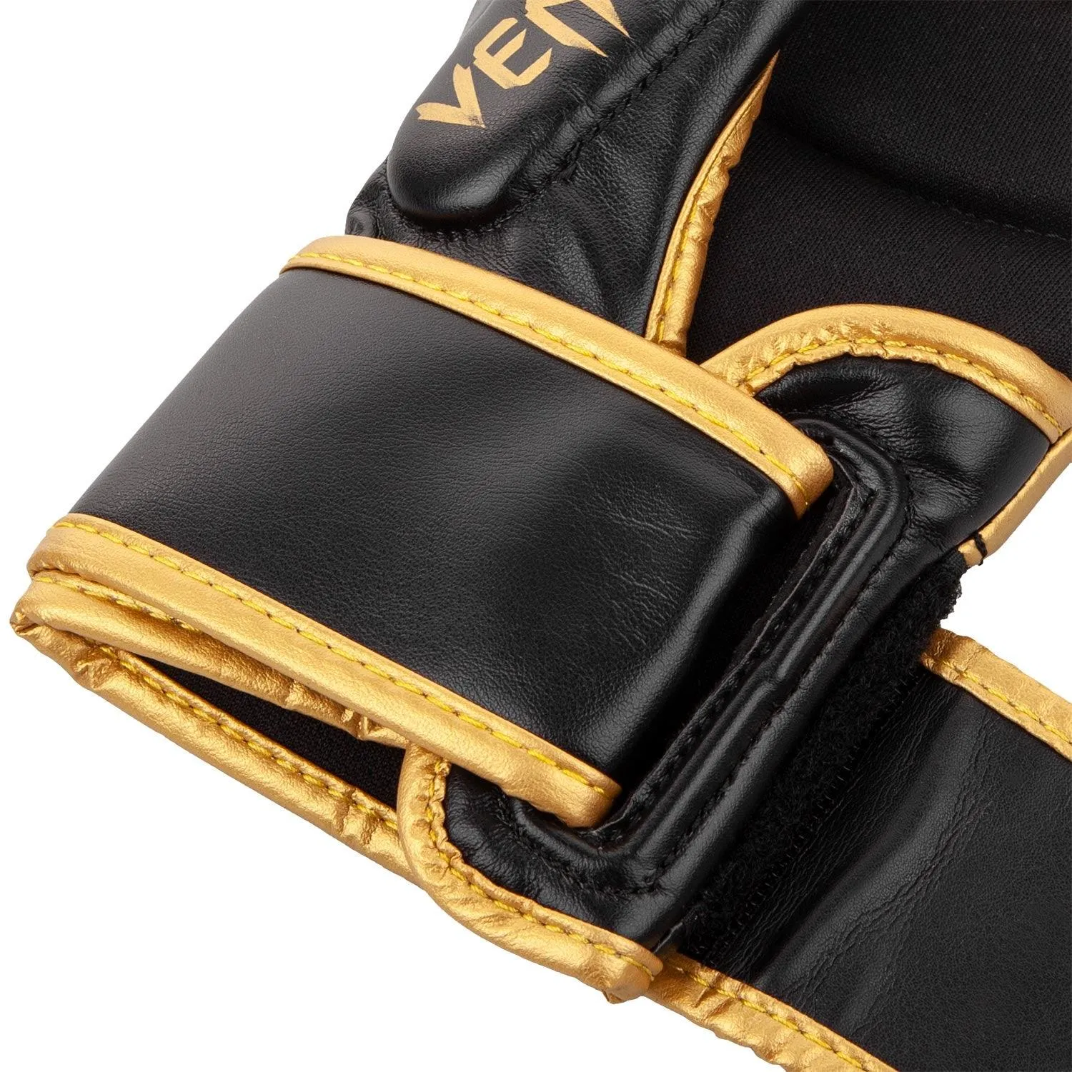 Guantes de Enfrentamiento Venum Challenger 3.0 - Negro/Oro