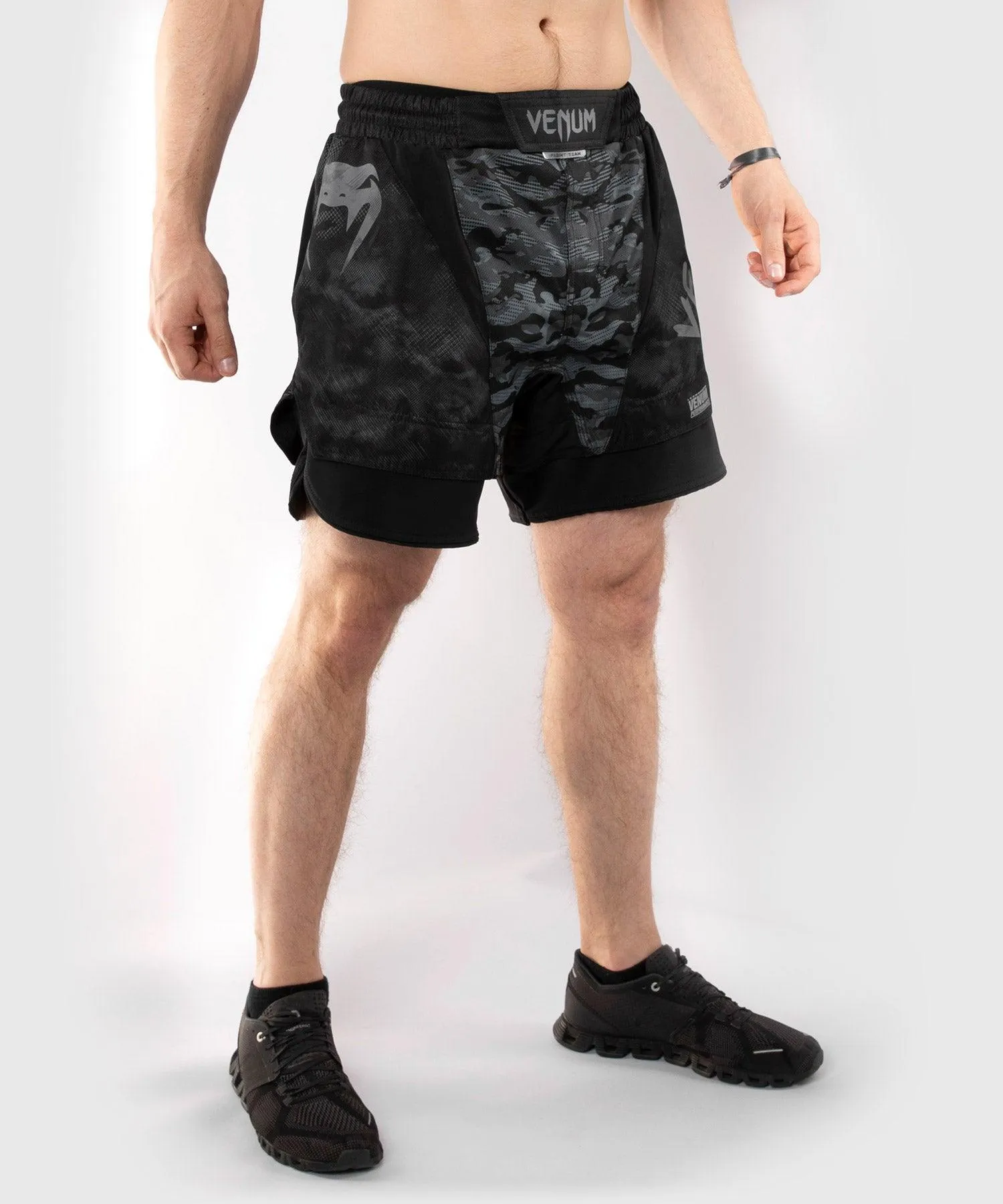 Pantalón de MMA Venum Defender - Camo Oscuro