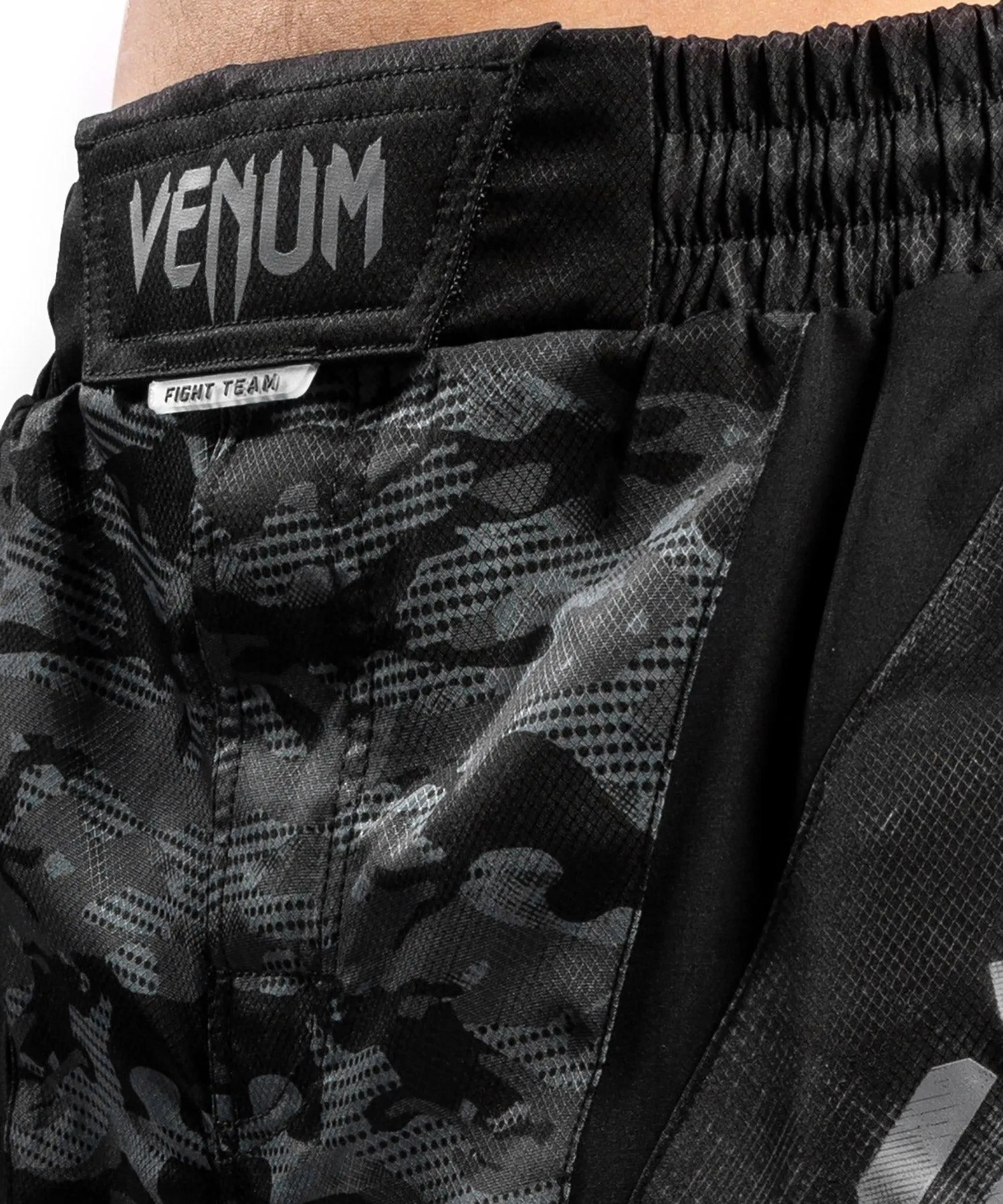 Pantalón de MMA Venum Defender - Camo Oscuro